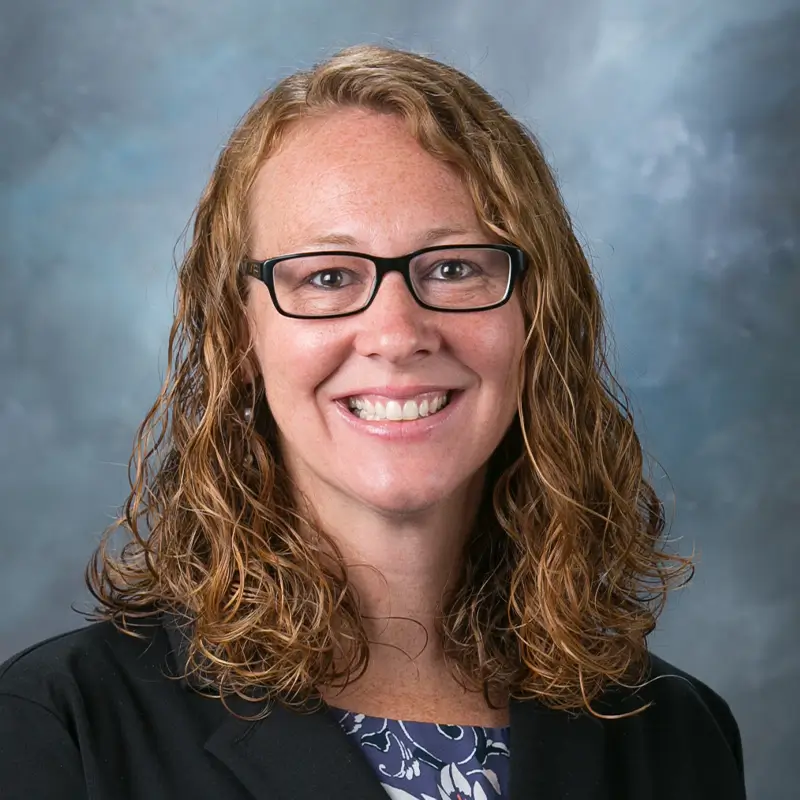 Headshot of Kristi Lohmeier