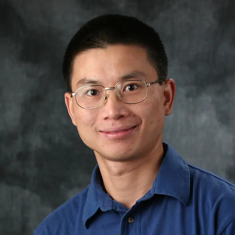 Headshot of Liquan Wang