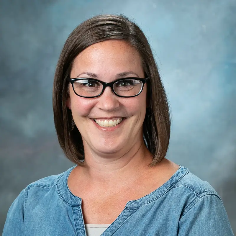 Headshot of Stephanie Phares