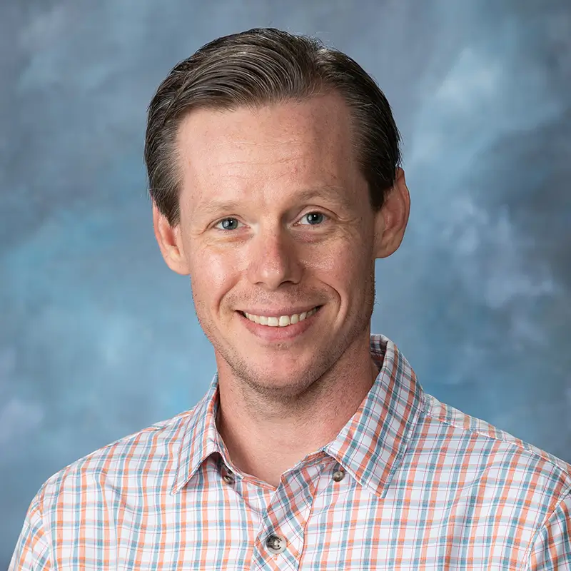 Headshot of Aaron Hook