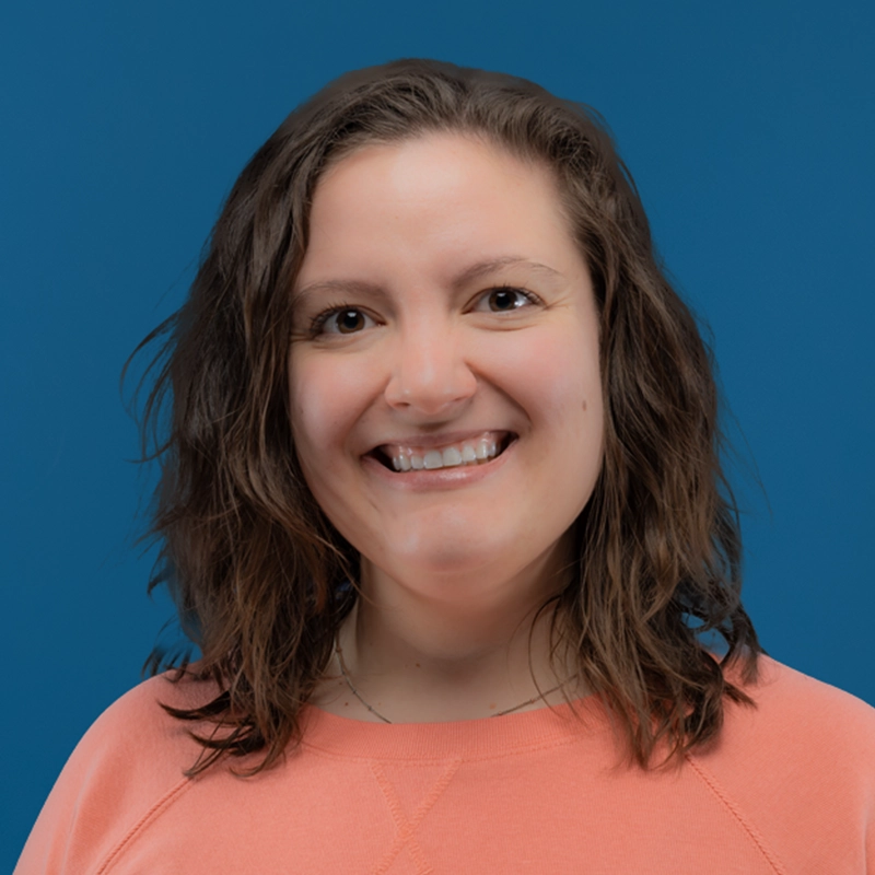 Megan Hinton headshot